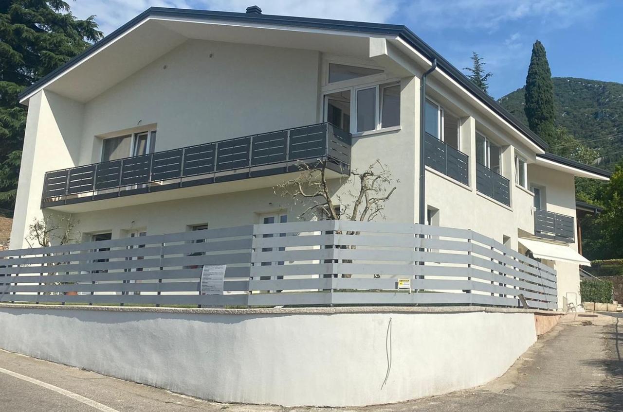Garda 33 Caprino Veronese Apartment Екстериор снимка